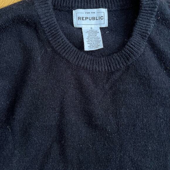 For The Republic Faux Fur Cuff Sweater Knit‎ Long Sleeve Top Black Small - Picture 3 of 7